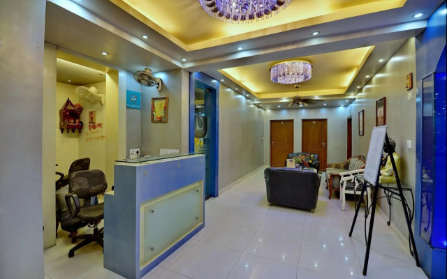 OYO 695 Hotel Silver Leaf