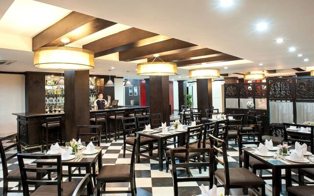 Holidays-hanoi Hotel
