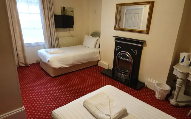Alexandra Hotel