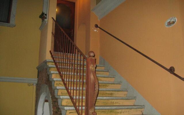 Le Roverelle