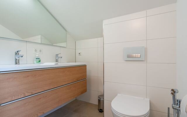 Spacious Chalet in Zell am See Near the Lake