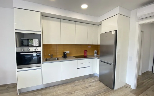 Quarteira Modern by Homing