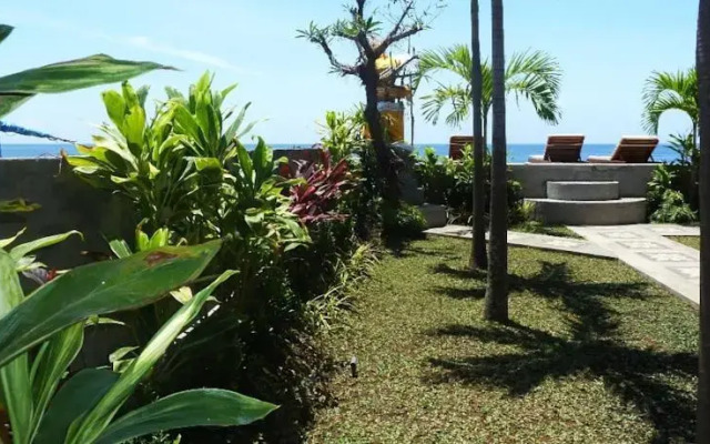 Sunset Coin Beach Homestay Amed