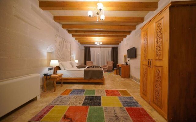 Cappadocia Secret Hill Cave Suites