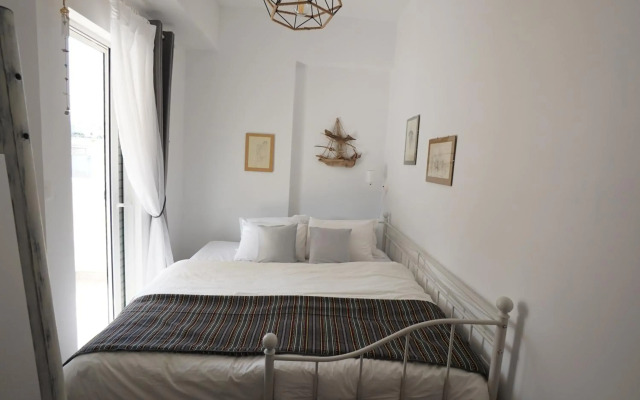 Central Apartment 2’ To Metro