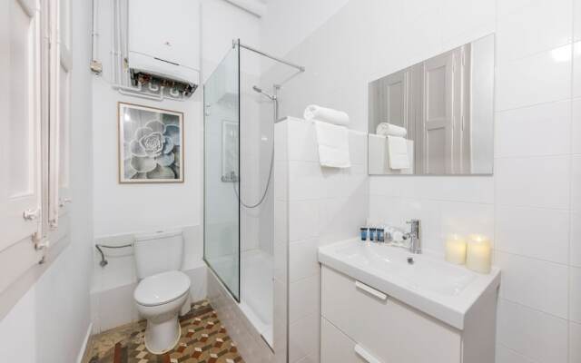 Rambla Cat 5 Amplio Piso A 2Min De Plaza Catalunya