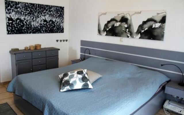 Flat 2 Bedrooms 1 Bathroom - Rhodes