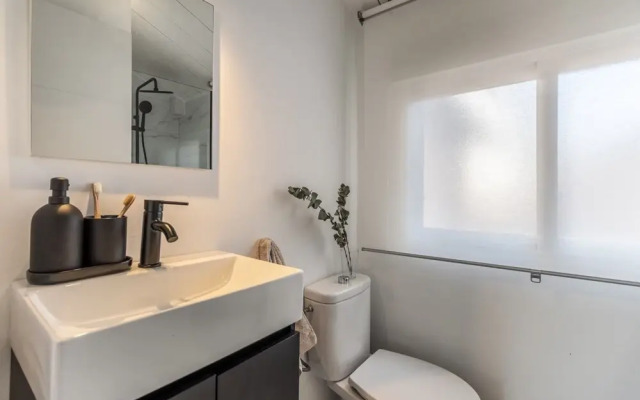 Hiis - 2 Bedrooms and Terrace in R os Rosas