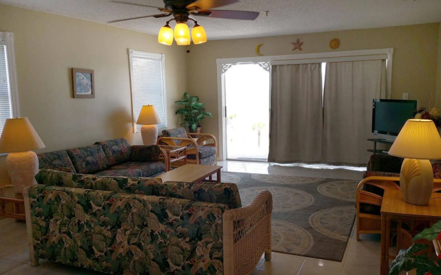 Seabreeze Condominiums
