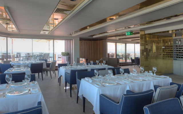 Hotel Dom Henrique Downtown