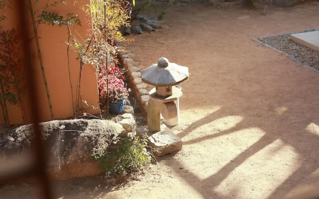 Wiyeonjae Hanok Stay