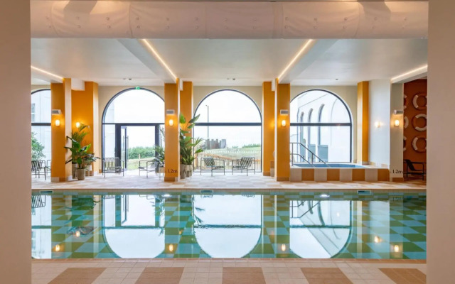 Sands Resort Hotel