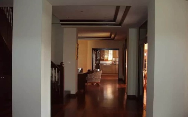 5 Bedroom Oceanview Pool Villa