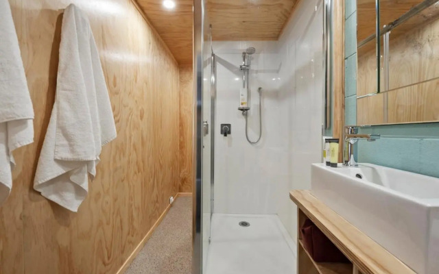 Relax at Richmond Heights