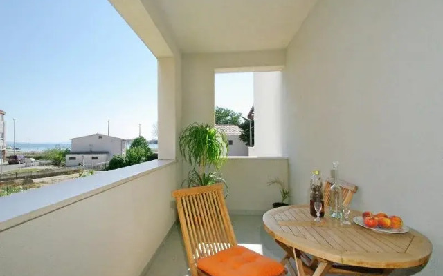 Apartments Elza