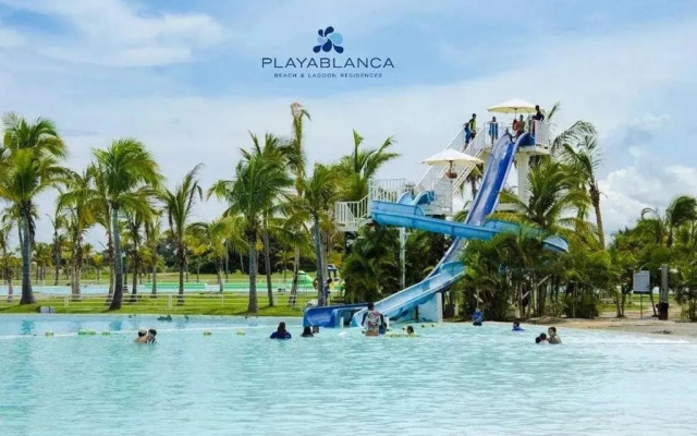 Las Perlas Playa Blanca