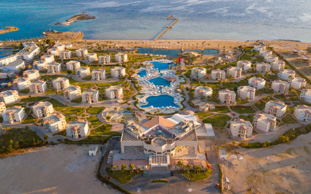 Royal Pharaoh Resort & Aqua Park