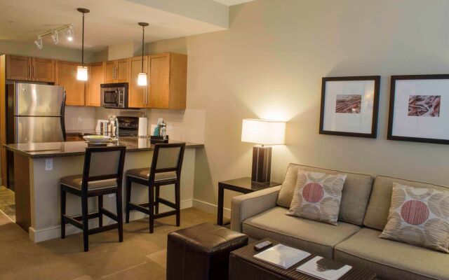 The Oswego Hotel