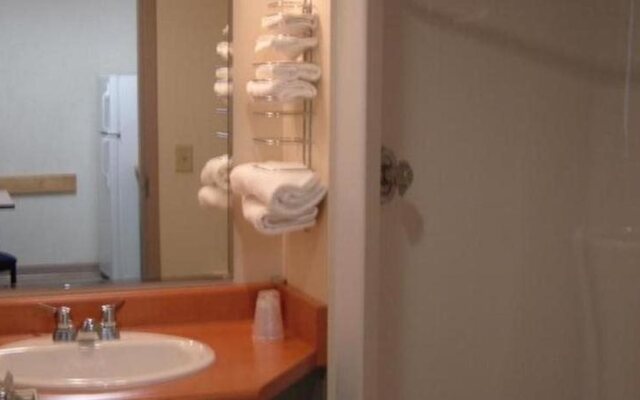 Residence & Conference Centre - Brampton