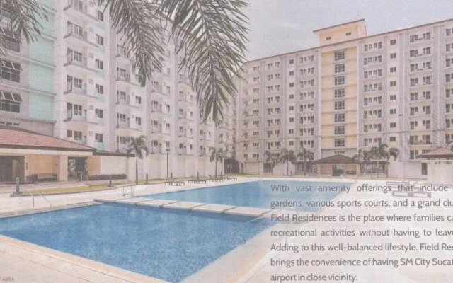 Lovely Condo 2-BR w/balcony in SM-Sucat, Paranaque