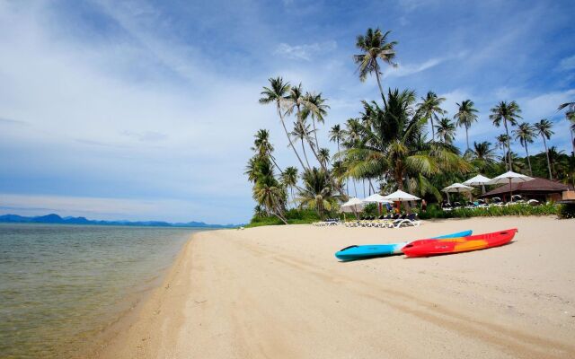 Centra Coconut Beach Resort Samui