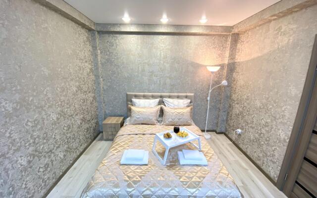 Апартаменты Четыре Сезона мкрн. Энтузиастов 8