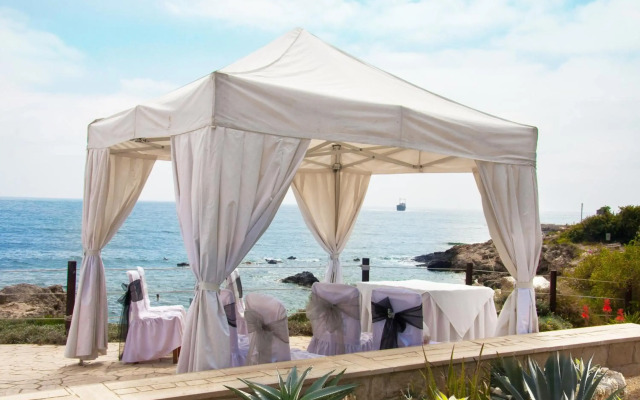 Akti Beach Village Resort