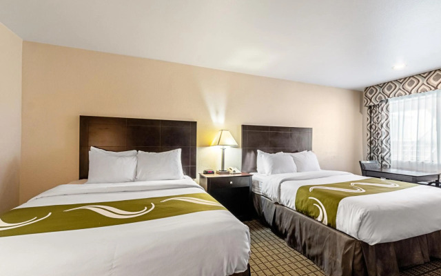 Quality Inn Three Rivers