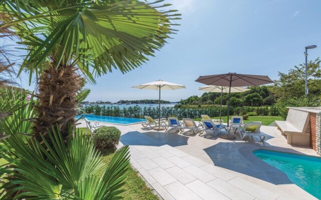Amazing Home in Medulin With Wifi and 1 Bedrooms