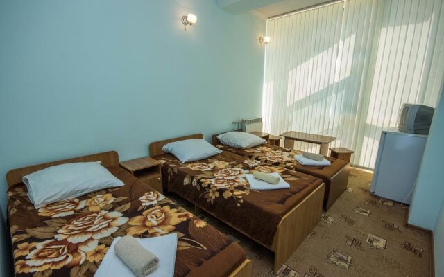 Tikhiy Guest House