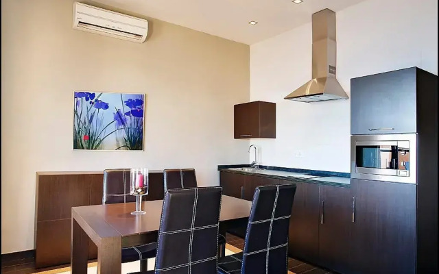 Occidental Pueblo Acantilado