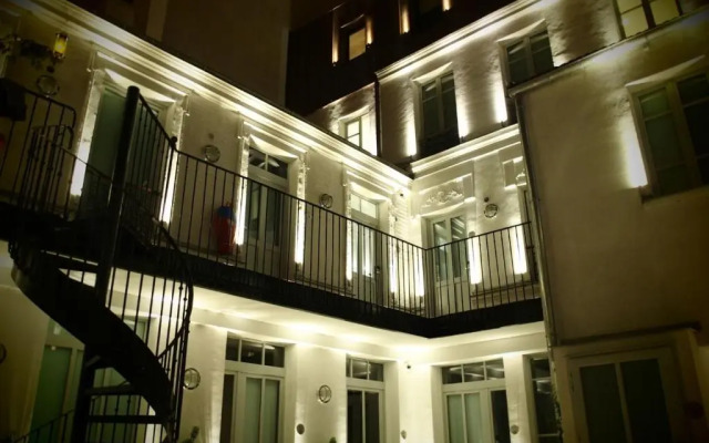 Three Ducks Hostel
