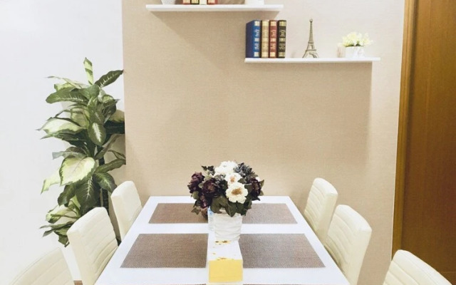 Ambassador Apartment - Vinhomes Central