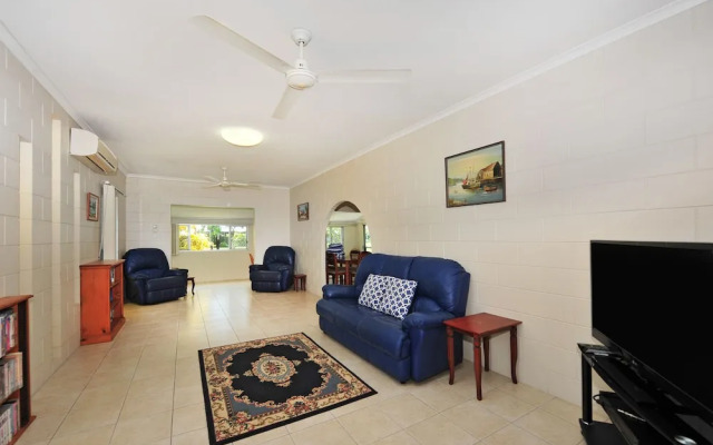 Seascape Holidays - 53 Reef Street