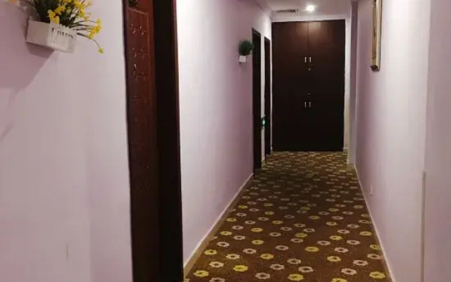 Lvzhou Hostel