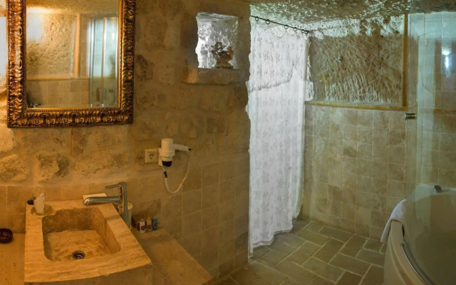 Meleklerevi Cave Hotel
