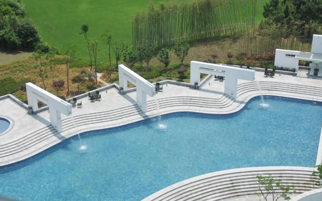 Huangshan Golf Hotel