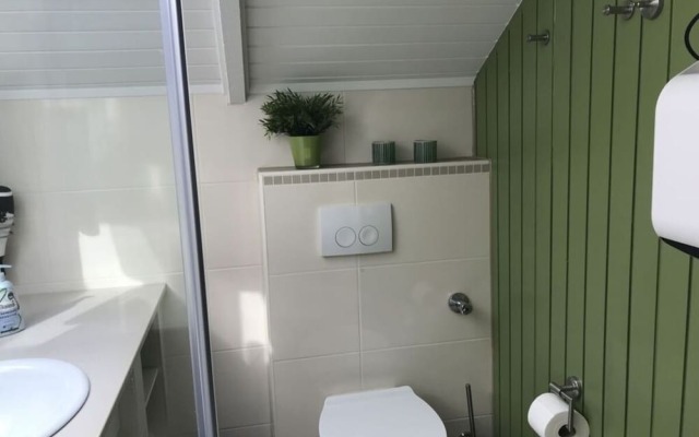 Hein Muck Modern Retreat