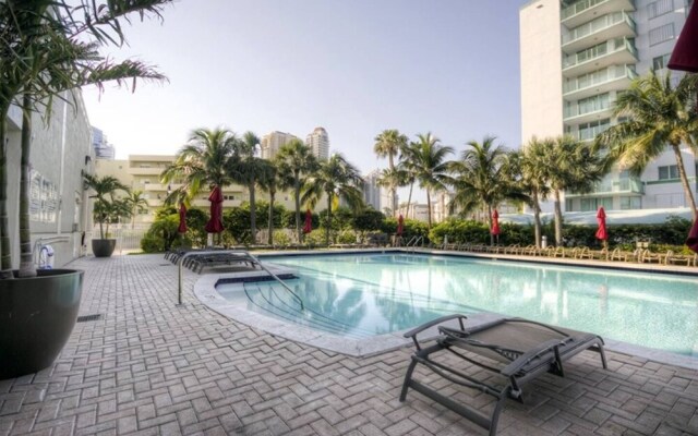 Le Marina Bay 503 - Condo 5 People, Sunny Isles