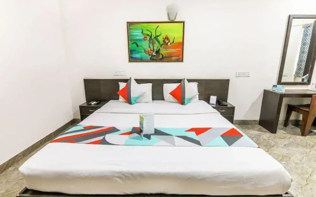 OYO 7888 Hotel Move Inn
