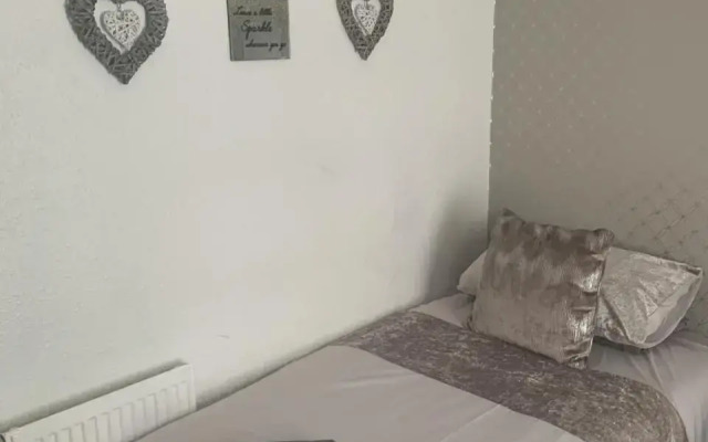 The Butterfly Hotel - Group Weekends