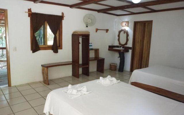 Hotel Cabañas Safari
