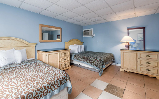 Hotel Charlee Villas by the Beach