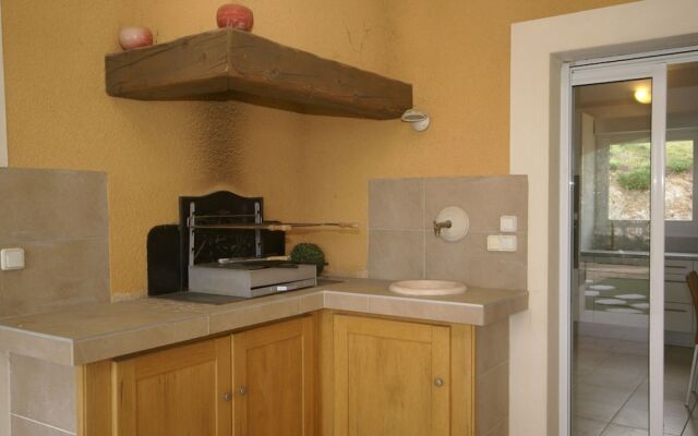 Soothing Holiday Home in Sainte-maxime With Swimming Pool