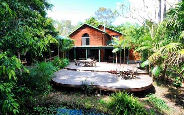 Planula Bed & Breakfast Retreat