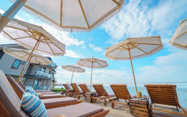 DOLPHIN BAY BOUTIQUE COMPLEX Sozopol