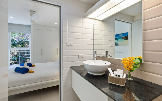 Luxury Apartment Unique Residences