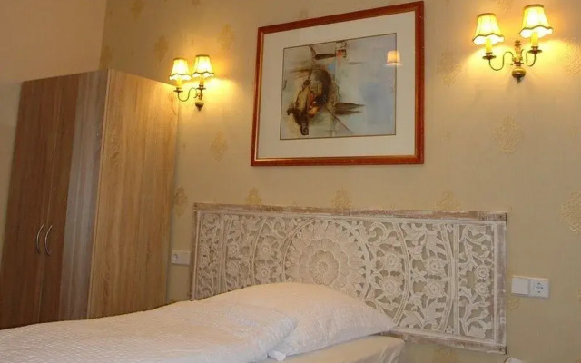 Arbio I Parlamento Rooms