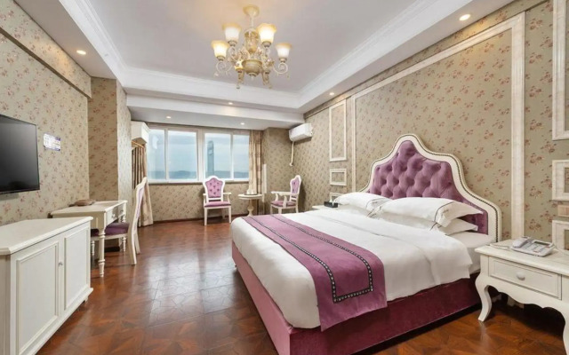 Chongqing Juhao Wanjia Hotel (Jintong Road Subway Station, Auto Expo Center)