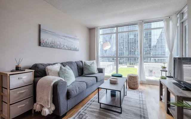 The Yonge Boutique Suites